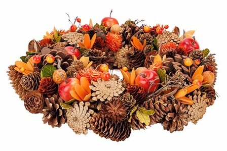 HERFSTKRANS PINECONE BRUIN 33X33XH8CM FOAM